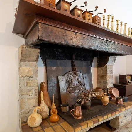 Demeure De Charme Pour 9 Personnes Holiday home
