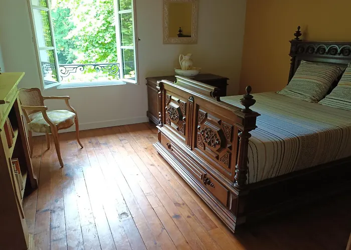 Holiday home Demeure De Charme Pour 9 Personnes Sainte Marie de Gosse