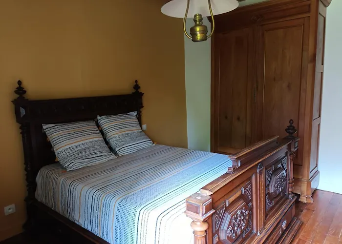 Demeure De Charme Pour 9 Personnes Holiday home Sainte Marie de Gosse